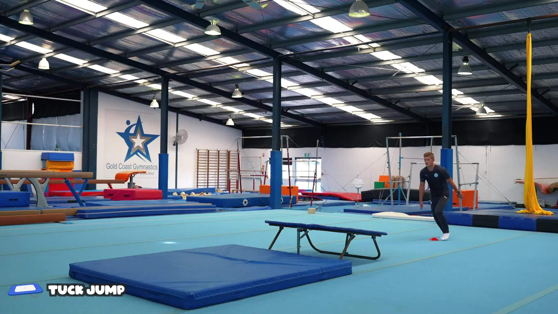 Elementary gymnastics - Mini tramp - 6 tuck jump
